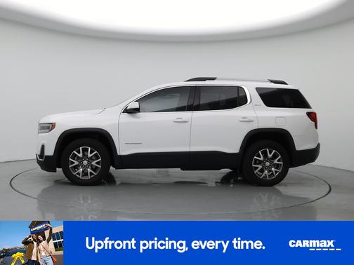 White 2023 GMC Acadia SLT