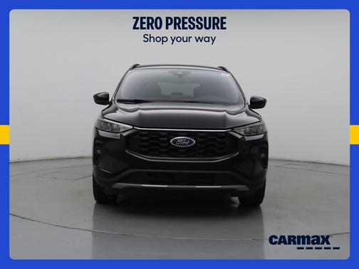 Black 2025 Ford Escape ST-Line Select