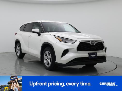 White 2021 Toyota Highlander L
