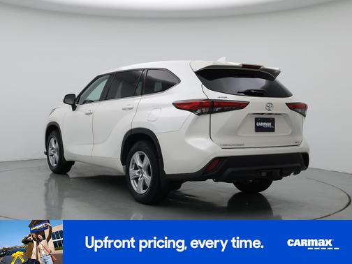 White 2021 Toyota Highlander L