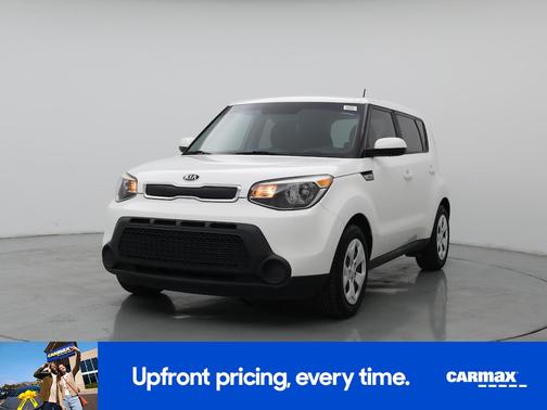 White 2015 Kia Soul