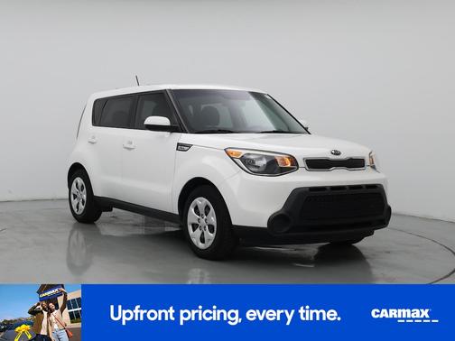 White 2015 Kia Soul