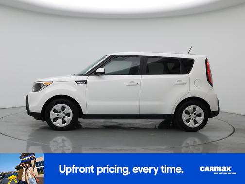 White 2015 Kia Soul
