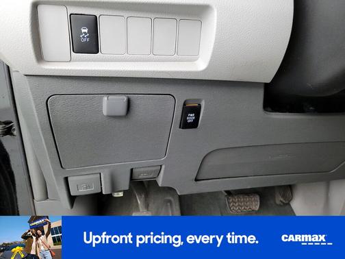 Black 2017 Toyota Sienna LE