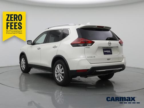 White 2020 Nissan Rogue SV