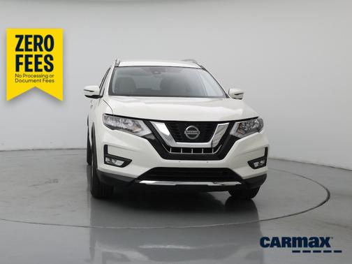 White 2020 Nissan Rogue SV