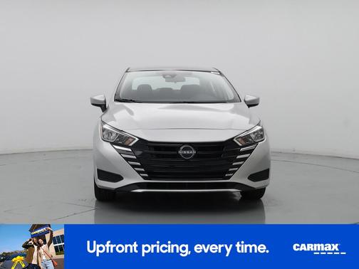 2023 Nissan Versa SV
