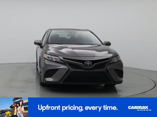 Gray 2018 Toyota Camry SE