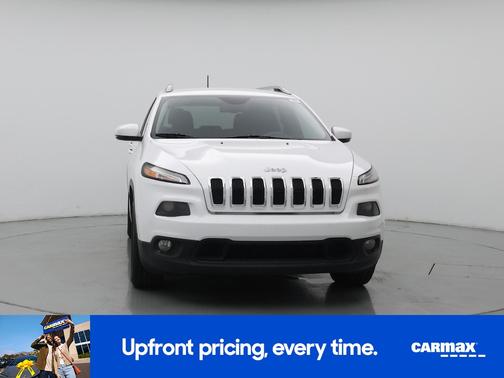 White 2018 Jeep Cherokee Latitude Plus