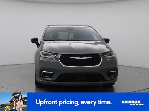 Gray 2025 Chrysler Pacifica Select