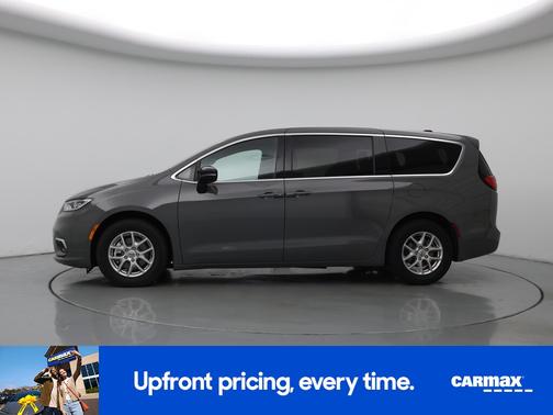 Gray 2025 Chrysler Pacifica Select