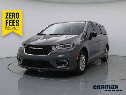 Gray 2025 Chrysler Pacifica Select