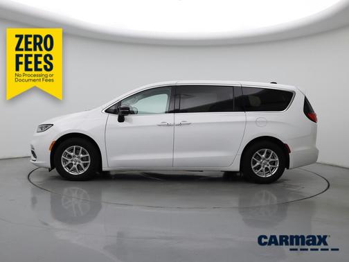 White 2024 Chrysler Pacifica Touring L