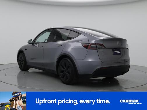 Gray 2025 Tesla Model Y Long Range