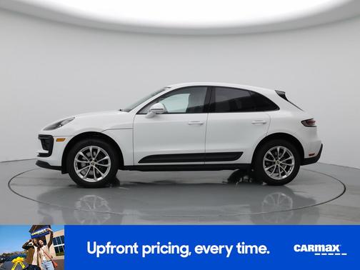 White 2023 Porsche Macan