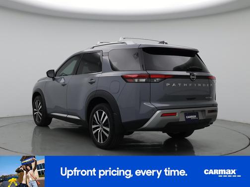 Gray 2024 Nissan Pathfinder Platinum