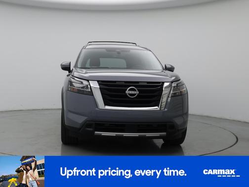 Gray 2024 Nissan Pathfinder Platinum