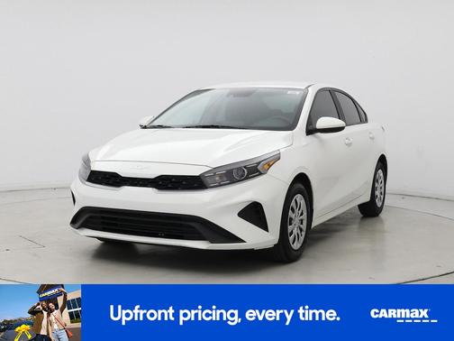 2022 Kia Forte FE