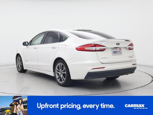 White 2019 Ford Fusion Hybrid Titanium