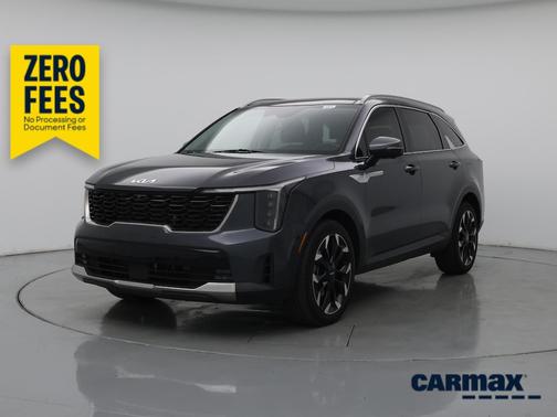 Gray 2024 Kia Sorento SX