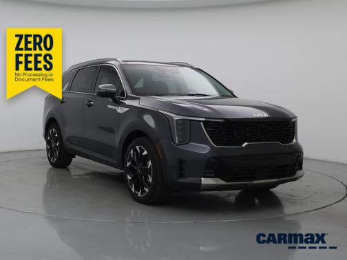 Gray 2024 Kia Sorento SX