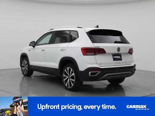 White 2024 Volkswagen Taos SE