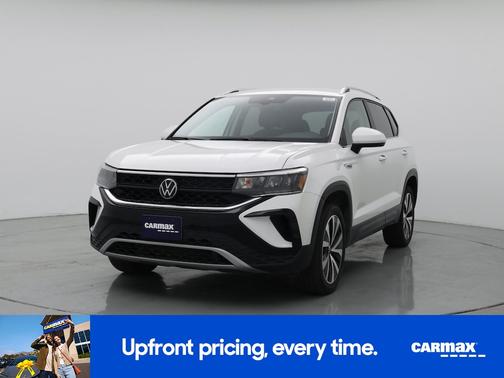 White 2024 Volkswagen Taos SE