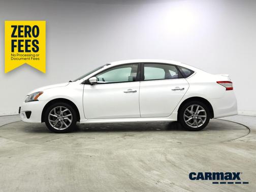 White 2015 Nissan Sentra SR