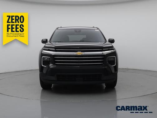 Black 2025 Chevrolet Traverse LT