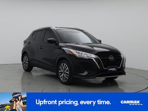 Black 2023 Nissan Kicks SV