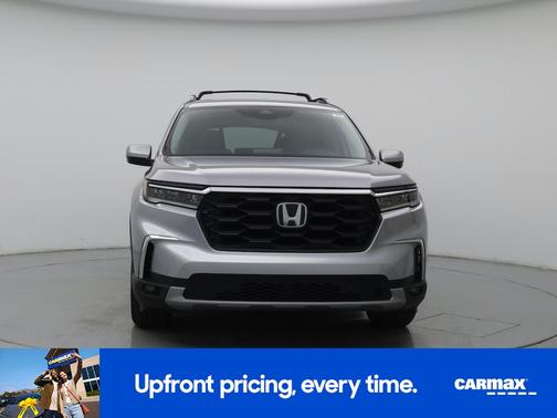 Silver 2025 Honda Pilot EX-L