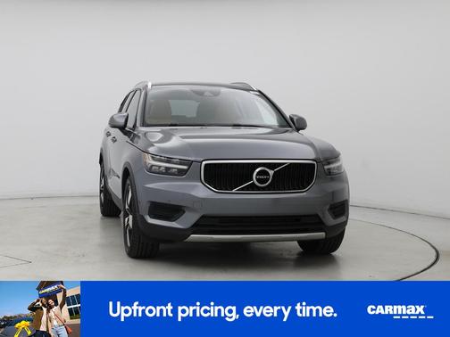 2019 Volvo XC40 T5 Momentum