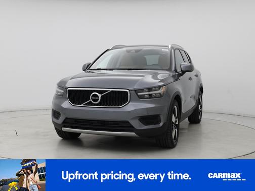 2019 Volvo XC40 T5 Momentum