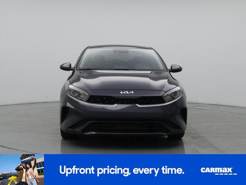 Silver 2024 Kia Forte LXS