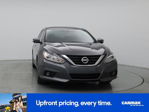 Gray 2017 Nissan Altima SV
