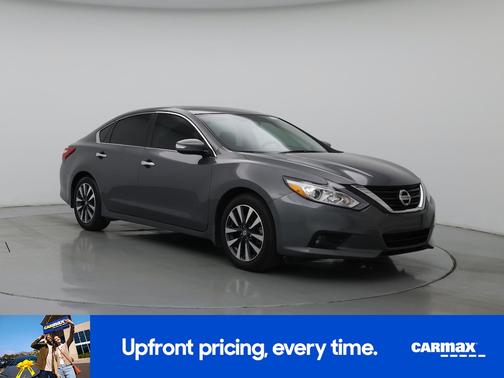 Gray 2017 Nissan Altima SV