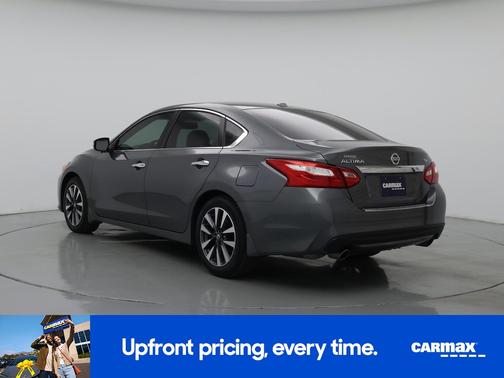 Gray 2017 Nissan Altima SV