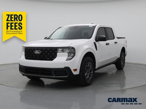 White 2025 Ford Maverick XLT