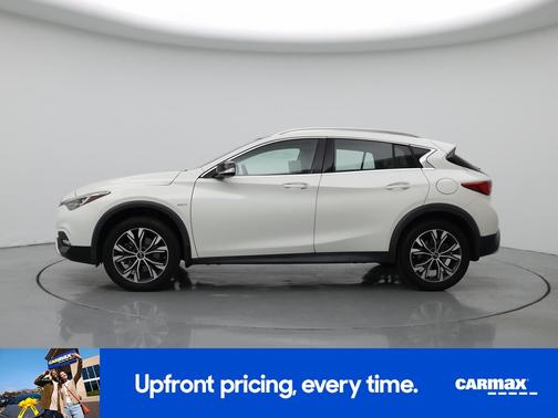 2018 INFINITI QX30 Premium