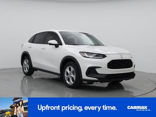 White 2023 Honda HR-V LX