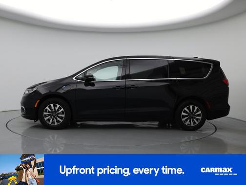 Black 2024 Chrysler Pacifica Hybrid Select
