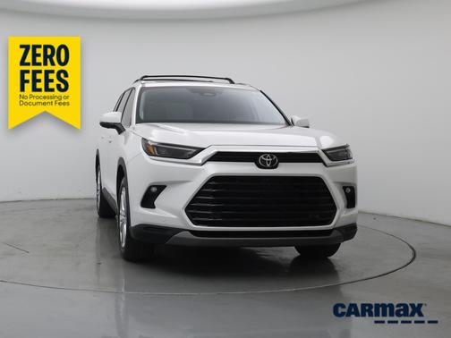White 2024 Toyota Grand Highlander Platinum