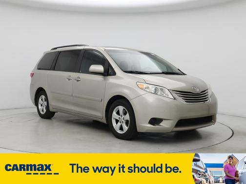 2015 Toyota Sienna LE