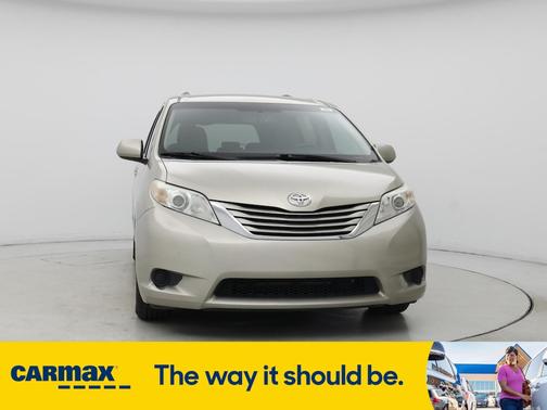 2015 Toyota Sienna LE