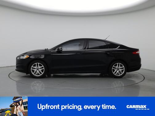 Black 2016 Ford Fusion SE