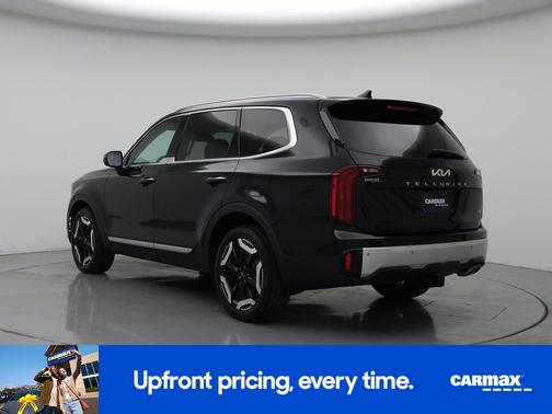 Black 2024 Kia Telluride S