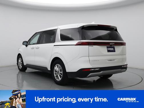 2024 Kia Carnival LX Seat Package