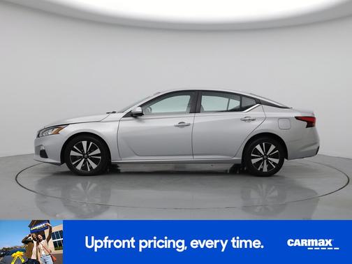 2022 Nissan Altima SV