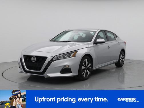 2022 Nissan Altima SV