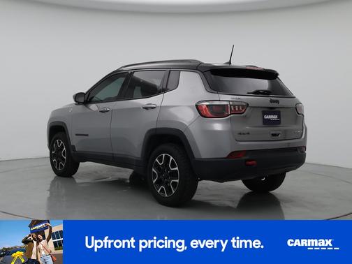 Silver 2019 Jeep Compass Trailhawk